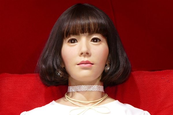 基于Android打造的美女机器人将在不久的将来与大家见面